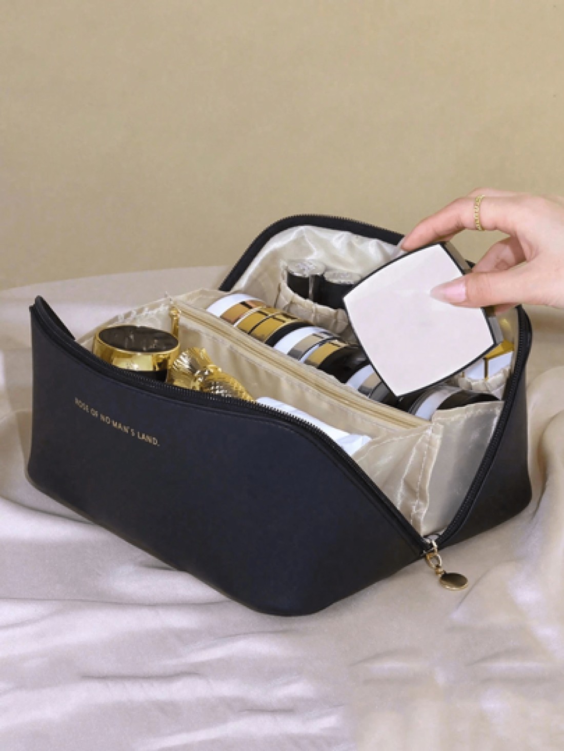 زجاجة عطر فرعية 25مل فارغة مزخرف بزهر قطعة واحدة , الضروريات السفر