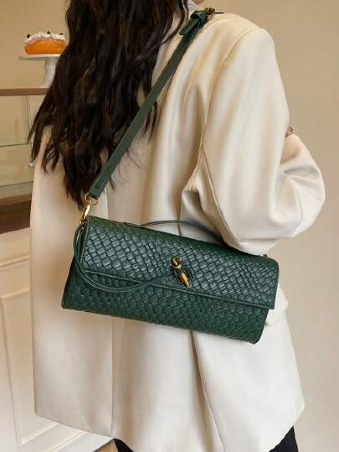The 2025 New Collection Presents An Elegant Versatile And High End Women s Bag Ideal For Commuting And Gift Giving