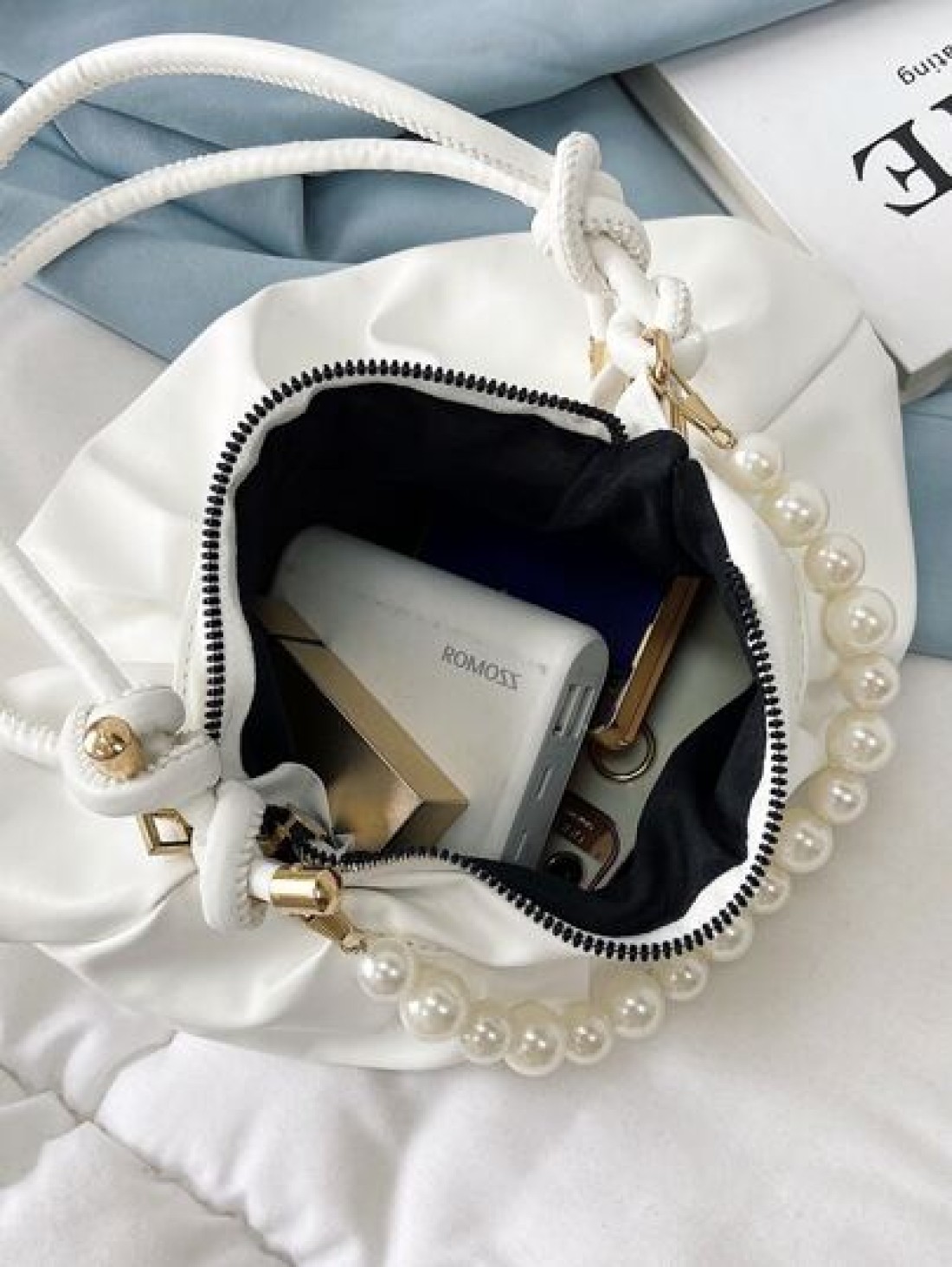 Argyle Princess Faux Pearl Rhinestone Pearl Chain Decor Minimalist Pearls Decor Ruched Bag For Party Wedding Prom And Dinner Lipsticks Women s Pearl BagMinimalist Fashion