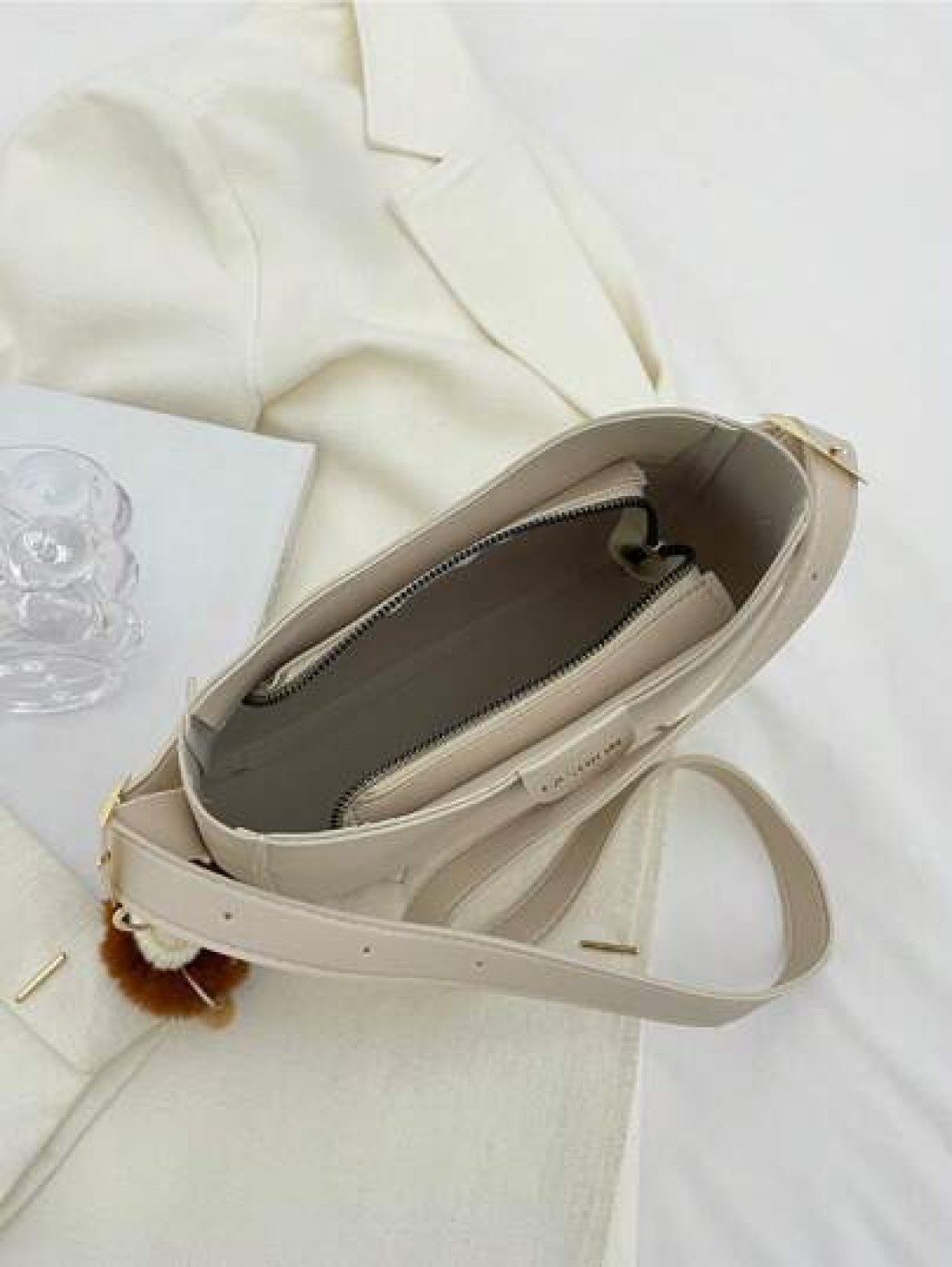 Large Capacity Women Shoulder Bag Bucket Bag Crossbody Bag With Elf Pendant Casual Bag