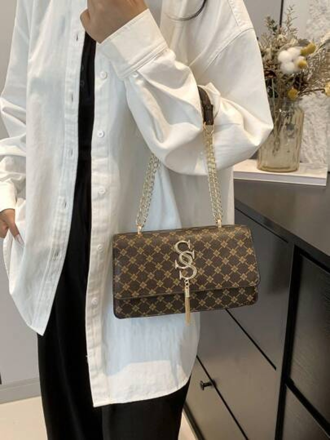 Plaid Rhombus Floral Pattern Flap Baguette Bag For Women Metal Tassel Letter Decor Shoulder Crossbody Handheld Multi Use Commute Bag