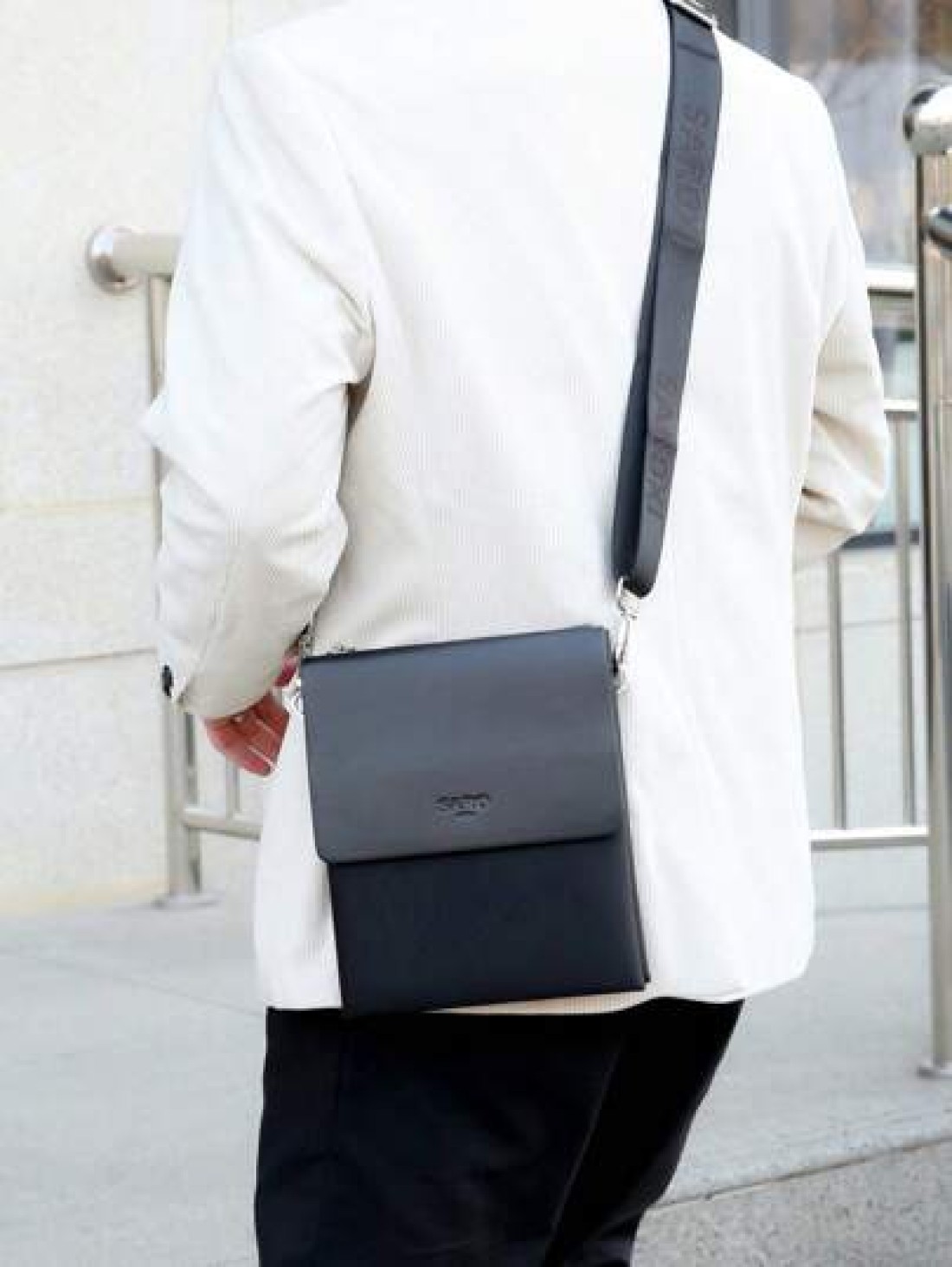 saroxi 1pc Fashion New Men Shoulder Bag Crossbody Bag Multi Layer Slim High End Black Outdoor Men s Sling Bag Male Side Pocket Square Pack Multifunctional Scratch Resistant Suitable For Commuting PU L