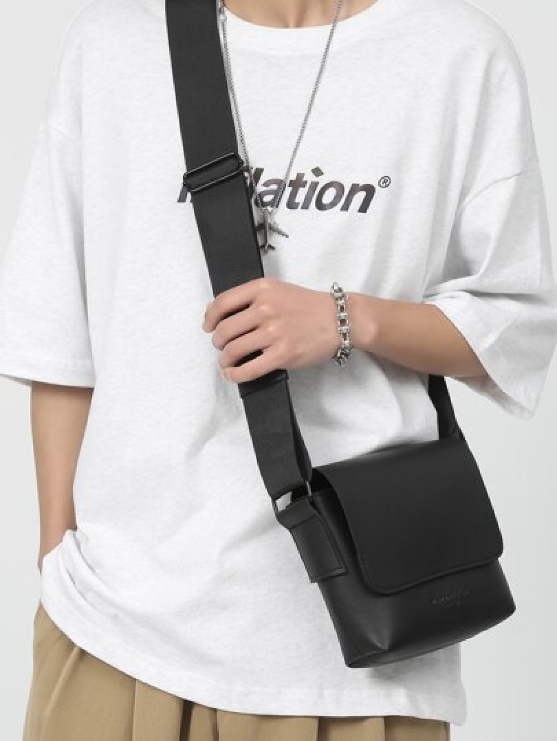 peach tree Fashionable Men s Peach Tree Sling Crossbody Bag Christmas Men Bag Vacation Travel Essentials Dad Gifts Retro Bag Vintage Shoulder Bag Messenger Bag Tote Bag Side Bags For Men Funny Gifts G