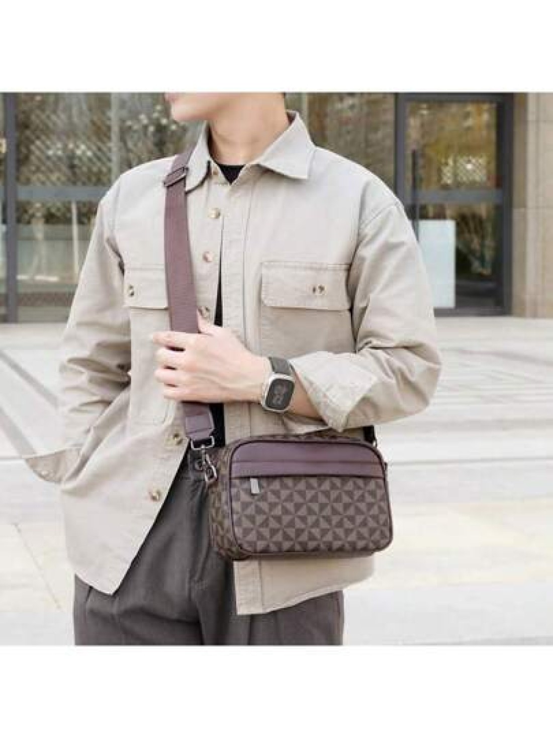 1pc Fashionable Versatile Casual Messenger Bag