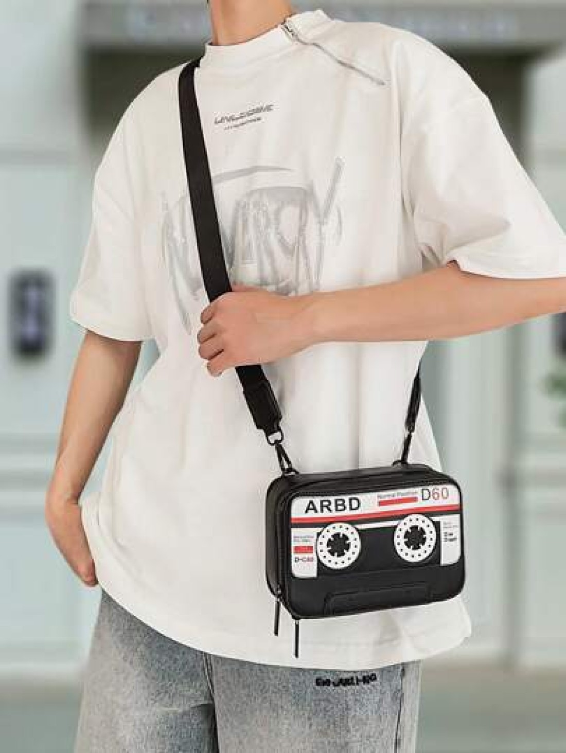 peach tree Peach Tree Men Shoulder Bag Crossbody Bag PU Waterproof Box Style Radio Cassette Retro Casual Messenger Bag Game Console Bag Travel Holiday Essential Gift For Young Men Halloween Christmas