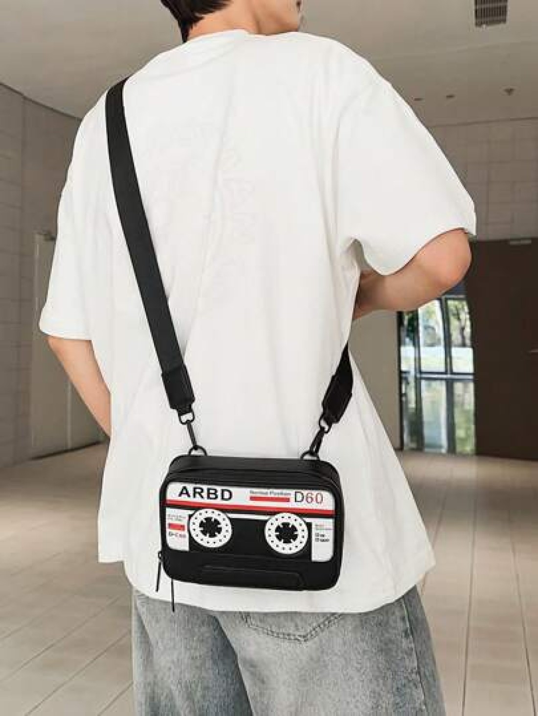peach tree Multifunction Men Messenger Bag Retro Radio Cassette Recorder Shoulder Bag Casual Simple PU Waterproof Square Bag For Travel Outdoor Gift For Young Men Father Halloween Christmas