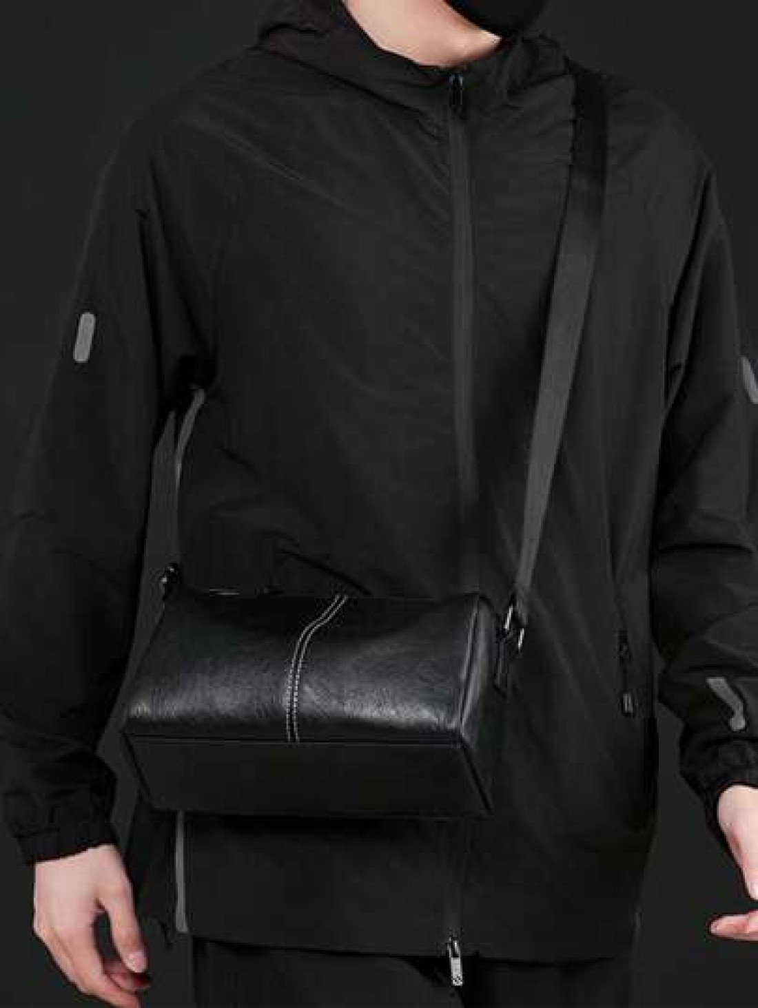 Fashionable Men s Bucket Bag Shoulder Bag Casual Messenger Bag Small Suitable For Travel Commuting Back To School