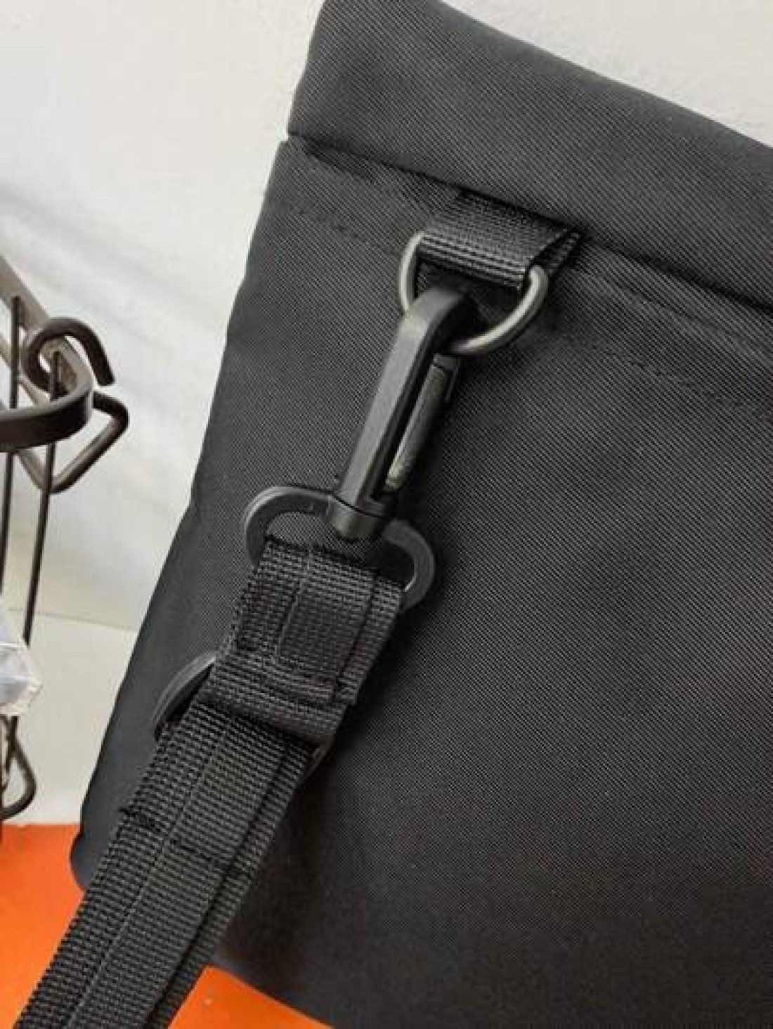 Men s Casual Solid Color Shoulder Bag Versatile Crossbody Messenger Bag Lightweight Fashionable For Outdoor Travel