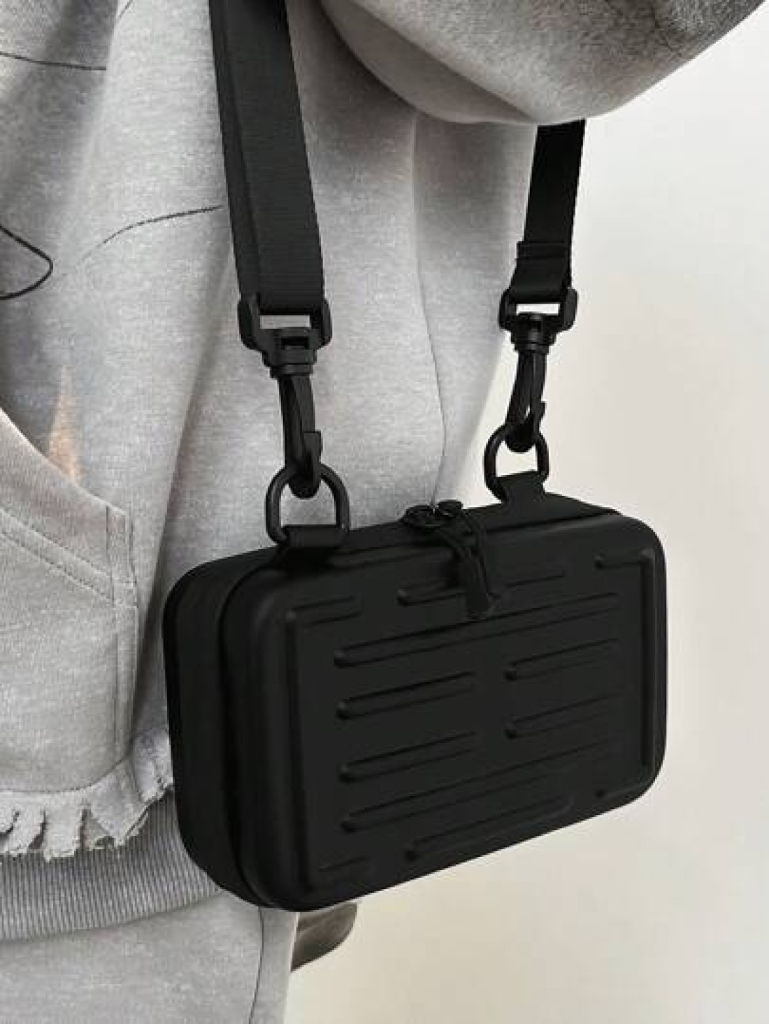 Crossbody Bag Shoulder Bag Square Bag Hard Shell Box Bag Black Bag White Bag Water Proof Summer Valentines Crossbody Sling Vacation School Carry On PU Leather Black Dad Bag Students Bag Cool Minimalis