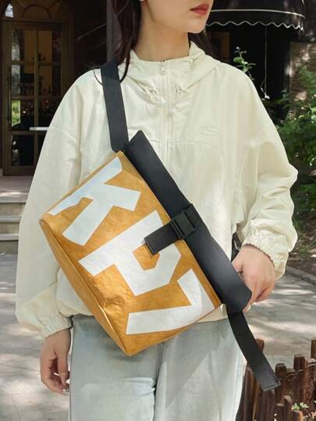 Fashionable Unisex Casual Outdoor Sports Cycling Holiday Travel One Shoulder Bag Large Capacity Student Backpack