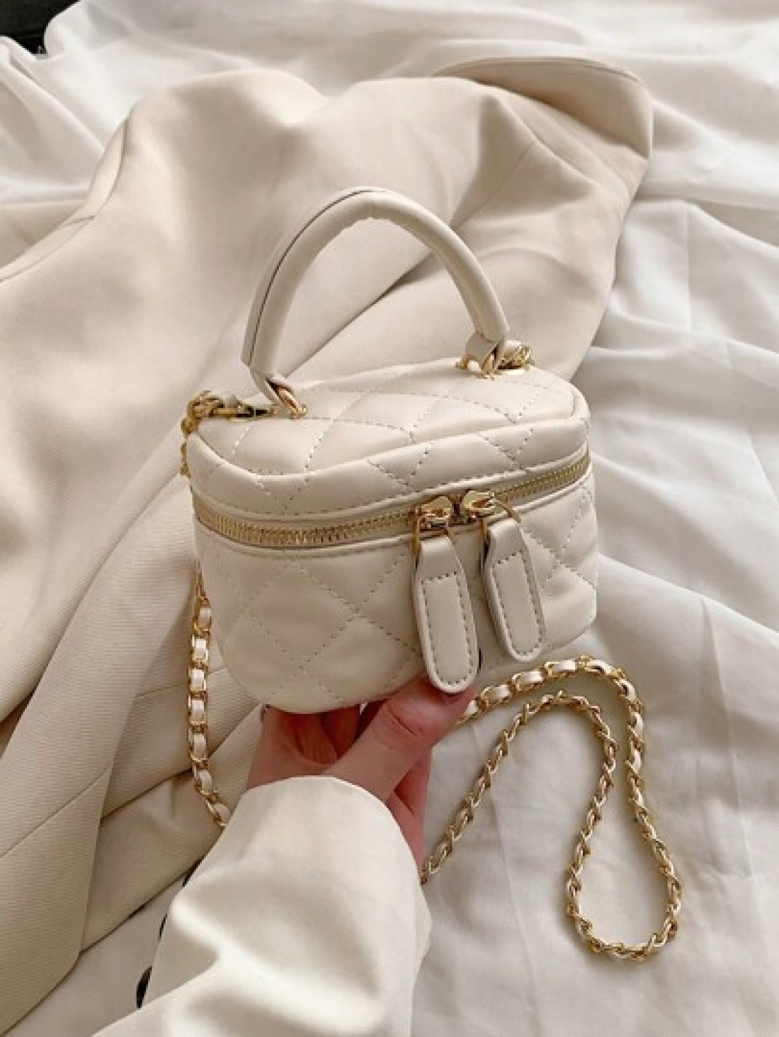 1pc Rhinestone Embroidery Mini Handbag Personalized Creative Chain Bag Lipstick Bag Crossbody Small Square Bag Comfortable Fabric Light And Large Capacity Adjustable Shoulder Strap The Internal Space