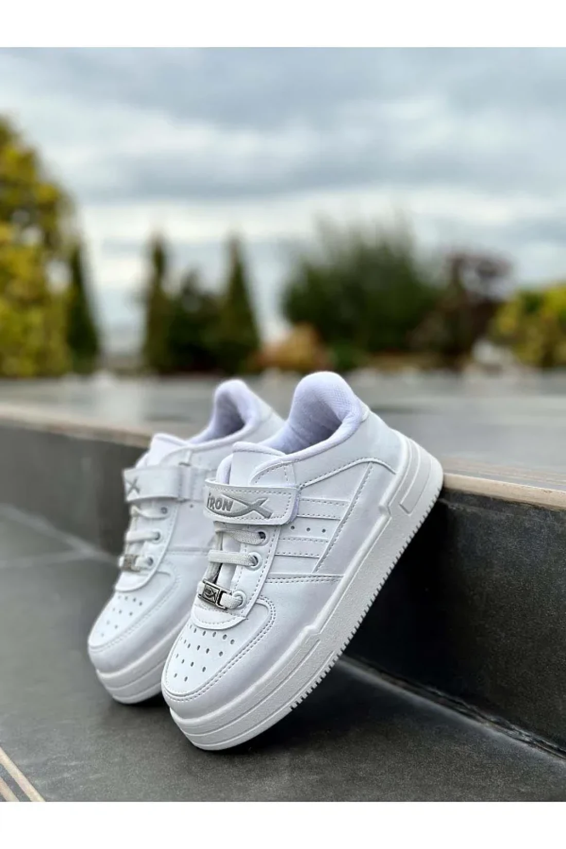 Muggo Jerry Daily Unisex Children's Guaranteed Elastic and Velcro Comfortable Sneaker Sports Shoes