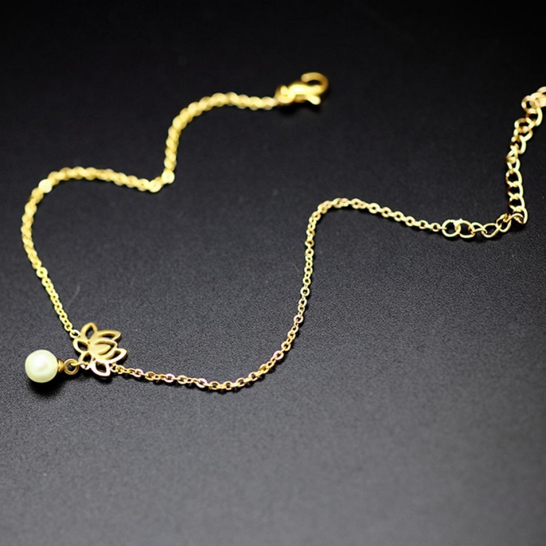 Aiwanto Flower Anklet Gold Ankle Chain Gift for Women's Jewellery Anklet