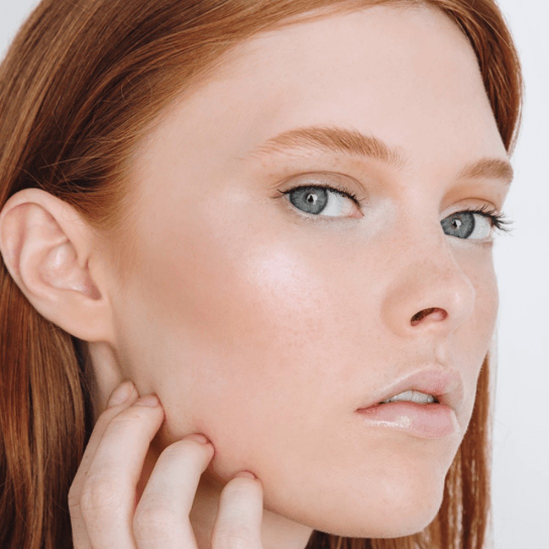TheBalm Cindy Lou Manizer Highlighter