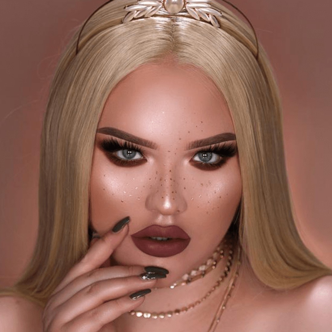 OFRA Glow Goals Highlighter
