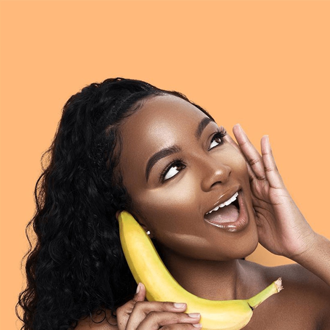 La Femme Velvet Touch Face Loose Powder - Banana