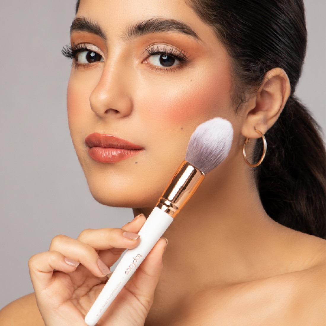 TopFace Tapered Powder Brush - F04