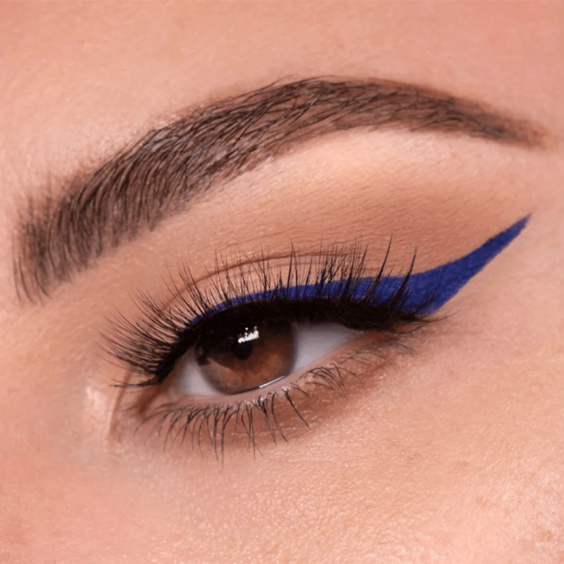 theBalm Schwing Liquid Eyeliner - blue