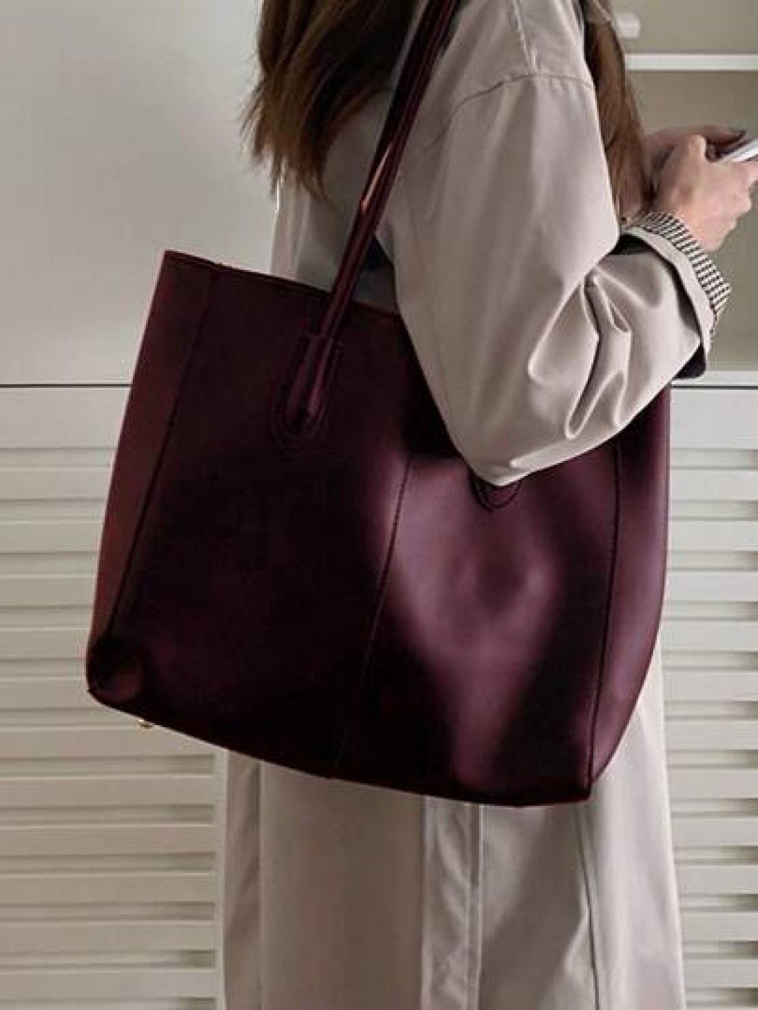 2 In 1 Tote Bag Casual Everyday Shoulder Bag With Storage Space Suitable For School Eye Catching Work Bags For Women