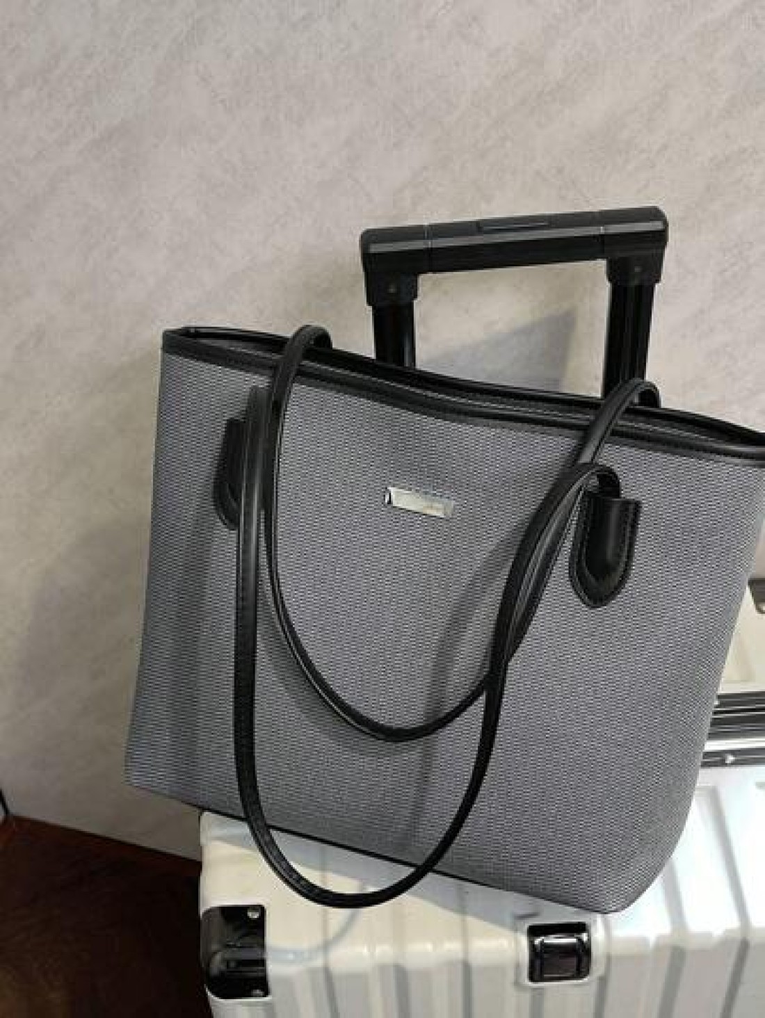 Fashion New Shoulder Tote Bag Casual Large Capacity Women Handbag Eye Catching Work Bags For Women