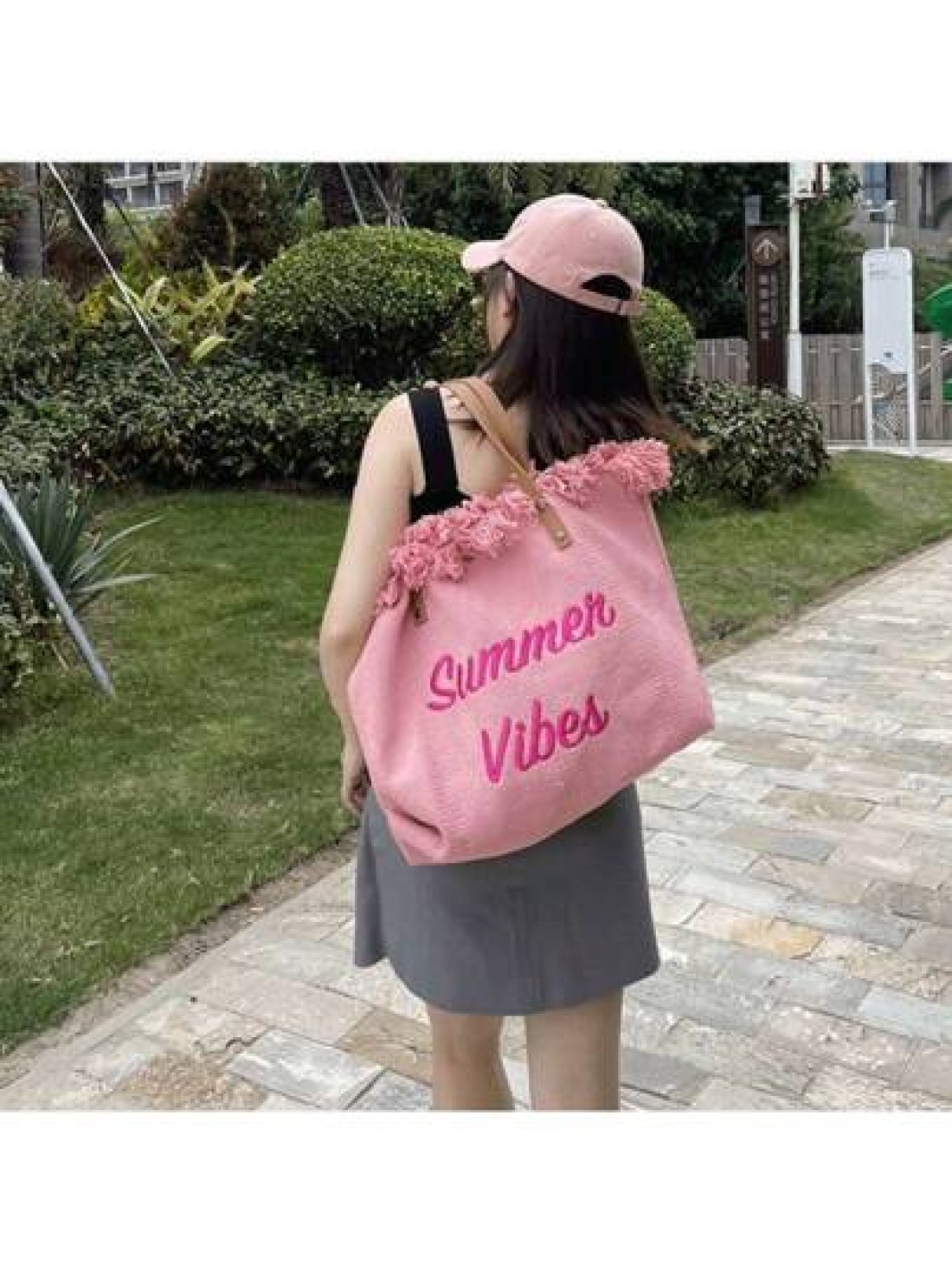 Fashion Large Capacity Letter Tassel Canvas Tote Bag Minimalist Commute And Shopping Shoulder Handbag