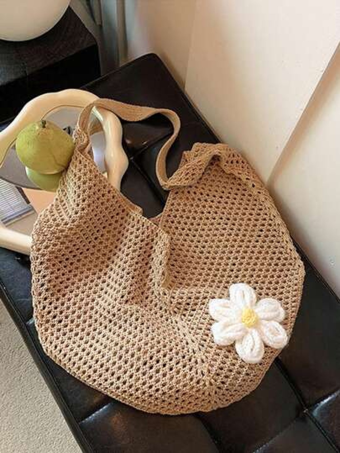 Hollow Out Weave Straw Bag Bohemian Beach Handbag Hollow Tote Bag Large Capacity Shopping Beach Bag Fashion Hollow Out Weave Straw Bag Beach Handbag Bohemian Style Beach Bag Slouchy Style Large Capaci