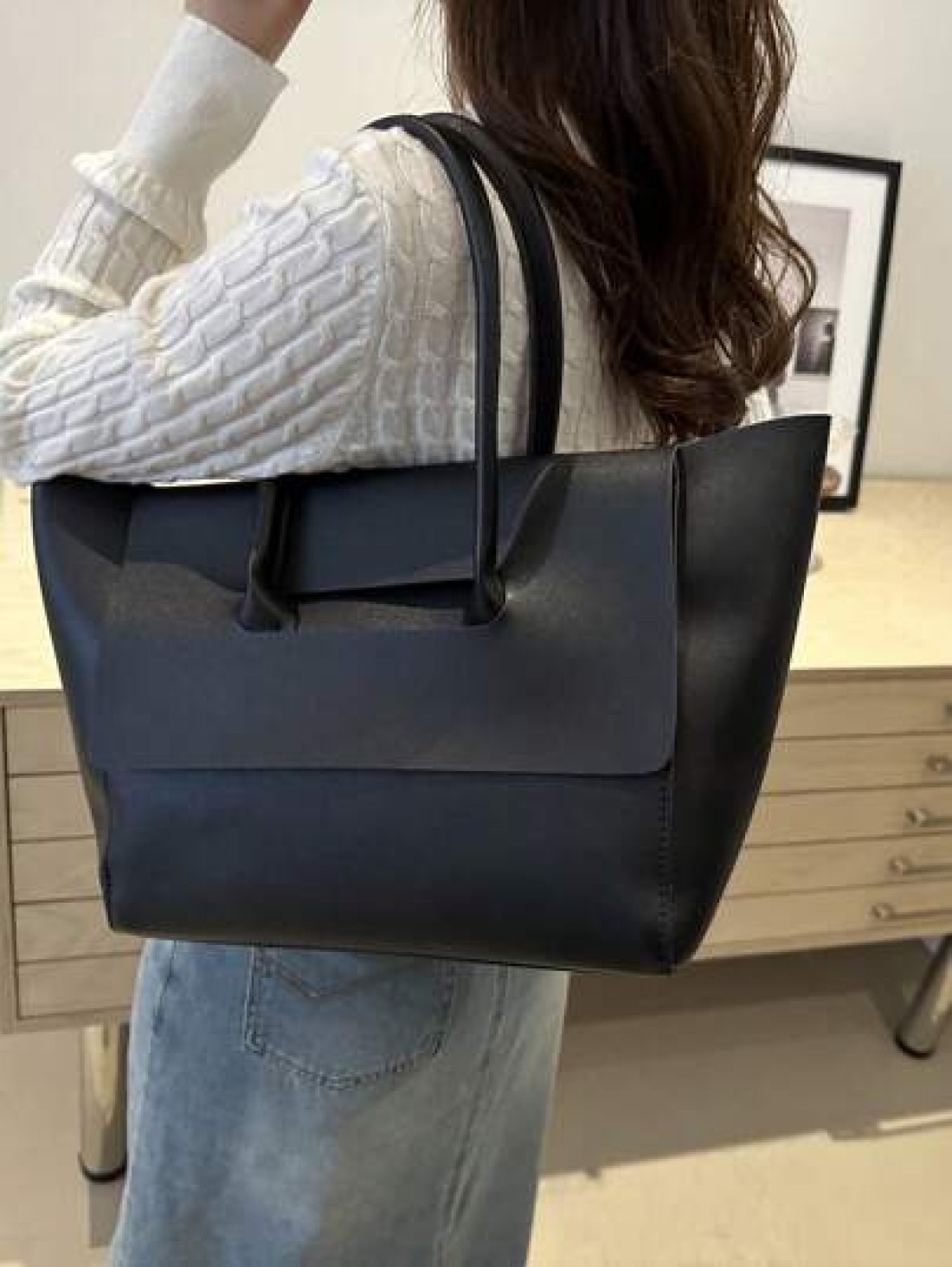 Old Moeny Lightweight Minimalist Flap Large Capacity Tote Bag For Teen Girls Women College Students Rookies White Collar College Commute Outdoors Travel Outings Perfect For Back To School College Midd