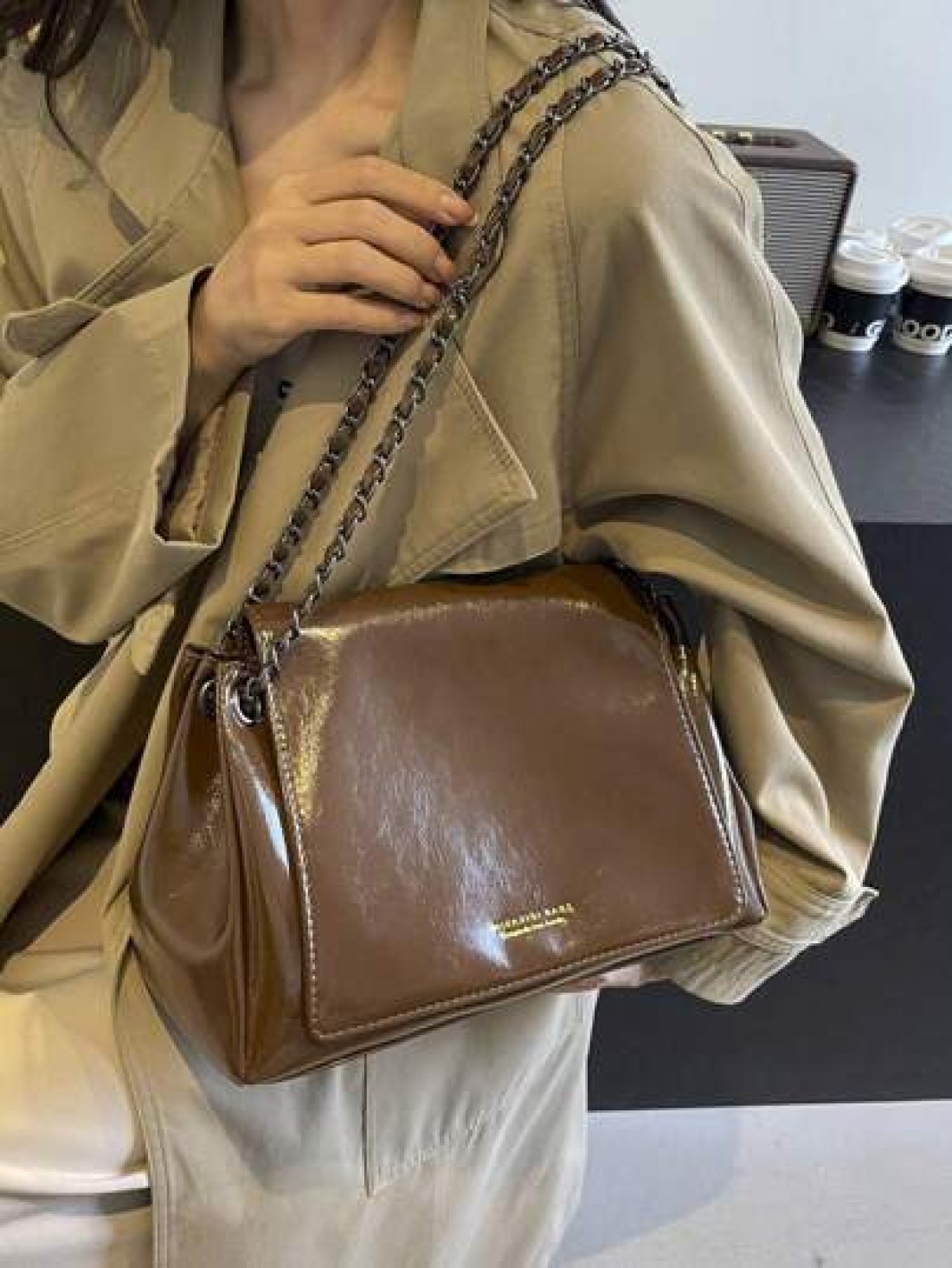 Women s Oiled Wax Leather Tote Bag With Shoulder Chain Large Crossbody Bag