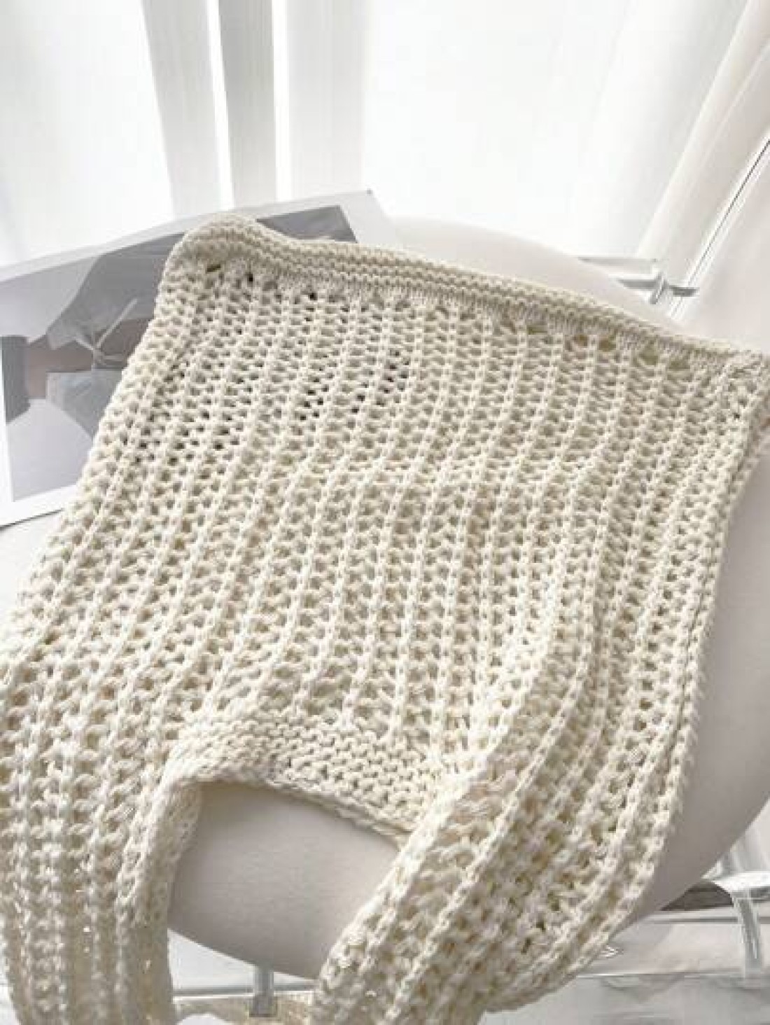 Lightweight Casual Hollow Out Design Crochet Bag Medium Vacation For Teen Girls Women College Students Perfect For College Outdoors Travel Outings School Bag Large Capacity Portable For Teen Girls Wom