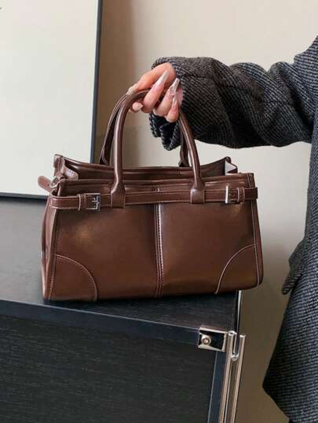Women s Glossy Tote Bag Large Capacity Fashion Handbag With Detachable Shoulder Strap Coffee Color