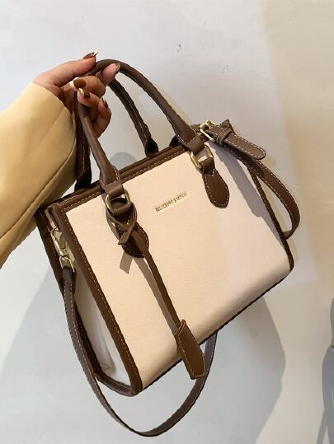 BELLEBORG Old Moeny Lightweight Business Casual Letter Detail Contrast Binding Square Bag For Women Rookies White Collar Workers For Teen Girls Women College Students Rookies White Collar Workers Perf