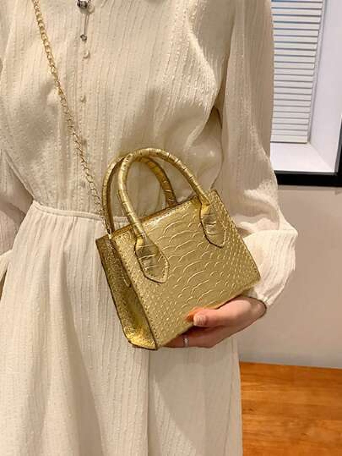 Fashion Metallic Snakeskin Texture PU Handbag