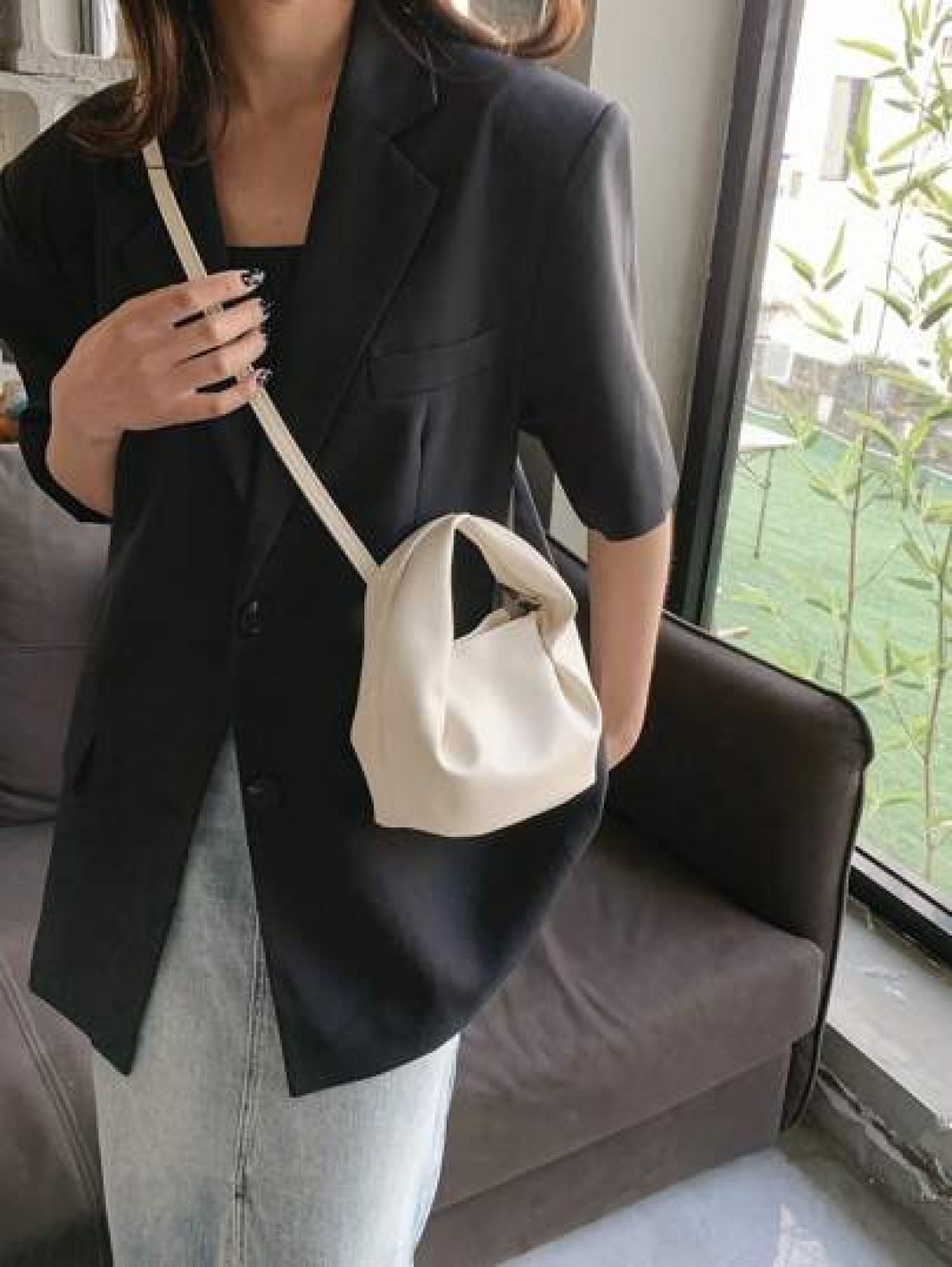 Mini Bucket Bag PU Litchi Embossed White Elegant