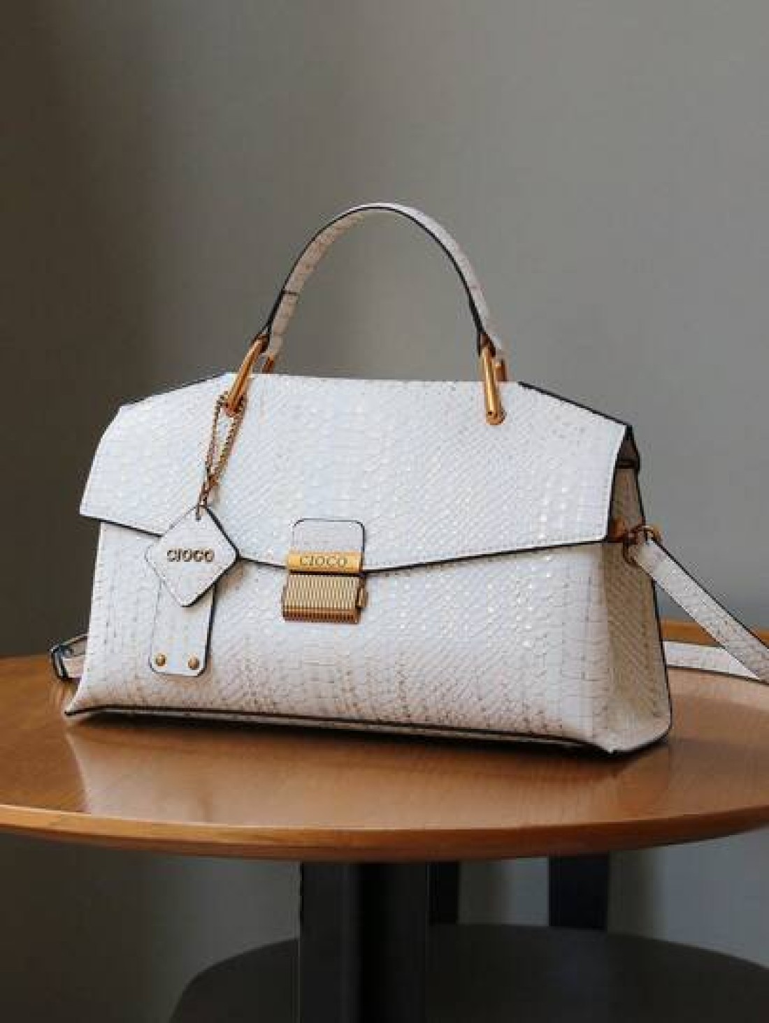 2025 New Vintage Blue Snakeskin Pattern Elegant Handbag Fashionable Luxury High End Handbag For Women Lightweight Large Capacity Shoulder Crossbody Bag