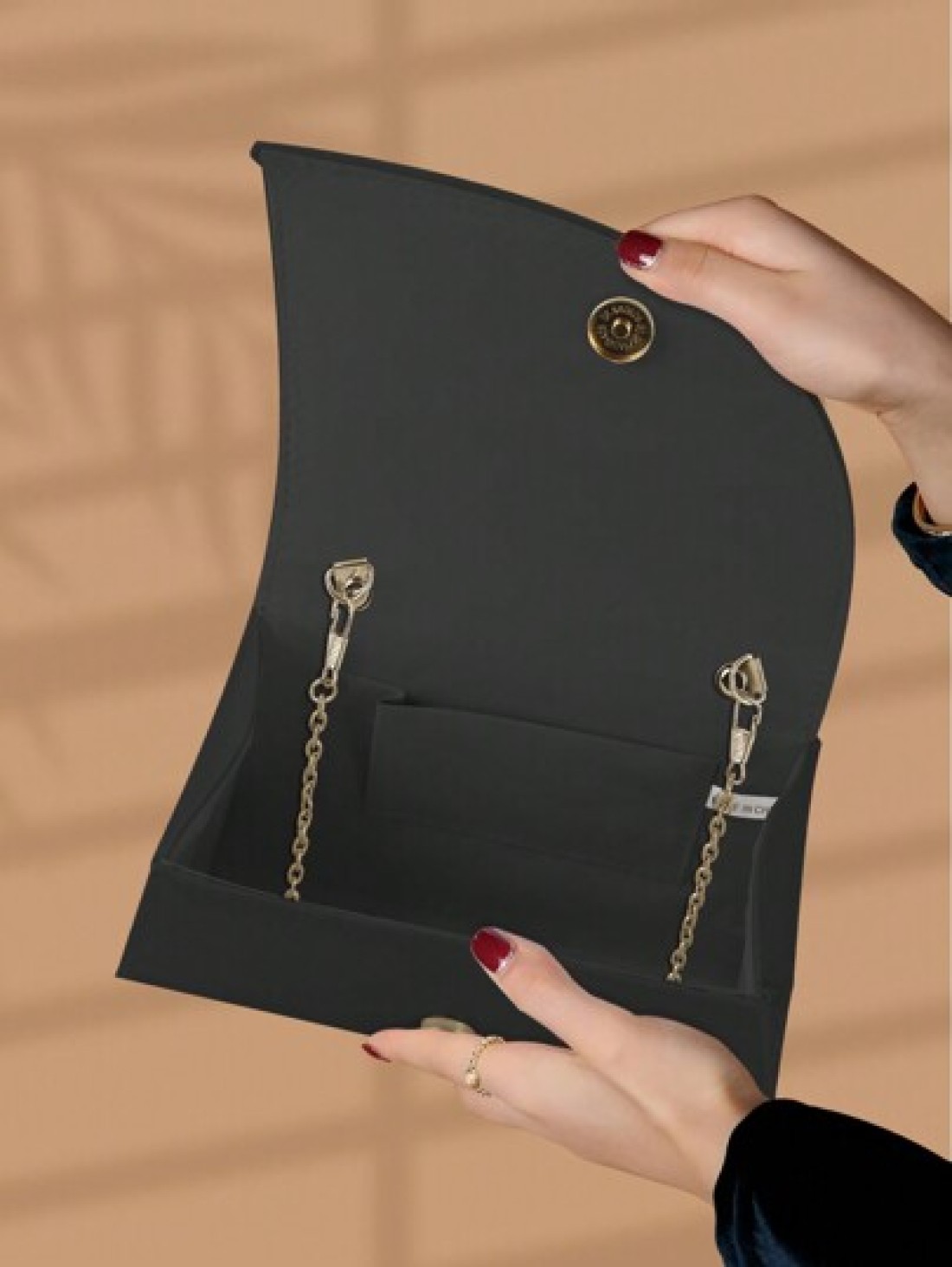 Fashion Solid Color Mirrored Handbag Evening Bag Charming And Elegant Women s Business Bag Suitable For Party Girls College Students Brides Match With Party Dresses Wedding Dresses Evening Dresses Tig