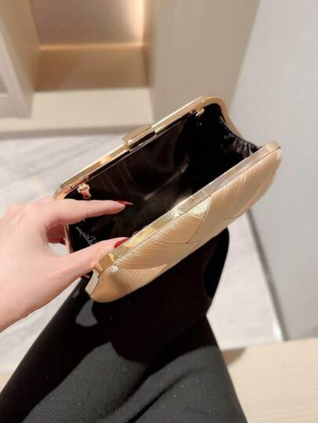 Lightweight Business Casual Rhinestone Decor Bucket Bag Mini Drawstring Design Clear Bag Pearl Bag Evening Bag Dinner Bag Glamorous Elegant Exquisite Quiet Luxury Rhinestone For Party Girl Woman Bride