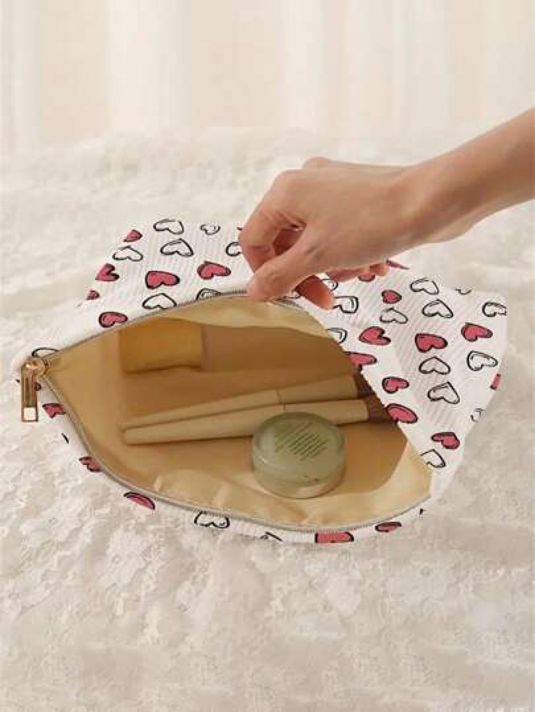 1pc Portable Zippered Storage Bag Cute Heart Pattern Double Sided Print Multi Function Cosmetic Pouch Boho Vibes Travel Makeup Bag Aesthetic Gift For Women Spring Must Have Perfect For Valentine s Day