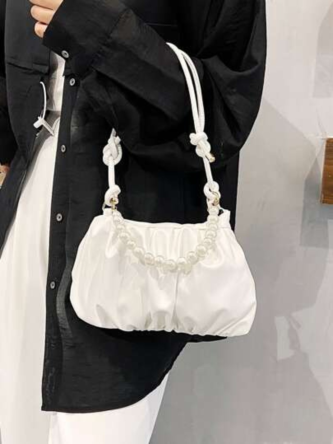 Argyle Princess Faux Pearl Rhinestone Pearl Chain Decor Minimalist Pearls Decor Ruched Bag For Party Wedding Prom And Dinner Lipsticks Women s Pearl BagMinimalist Fashion