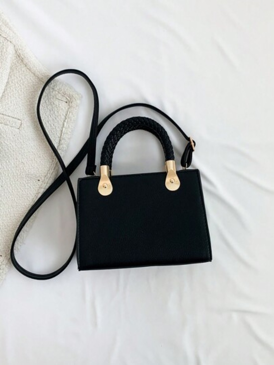 New Women s PU Leather Shoulder Bag Adjustable Strap Mini Handbag Clutch Bag Minimalist Classic Funky Leather Small Bag Square Bag Suitable For Women Travel Work Party Holiday