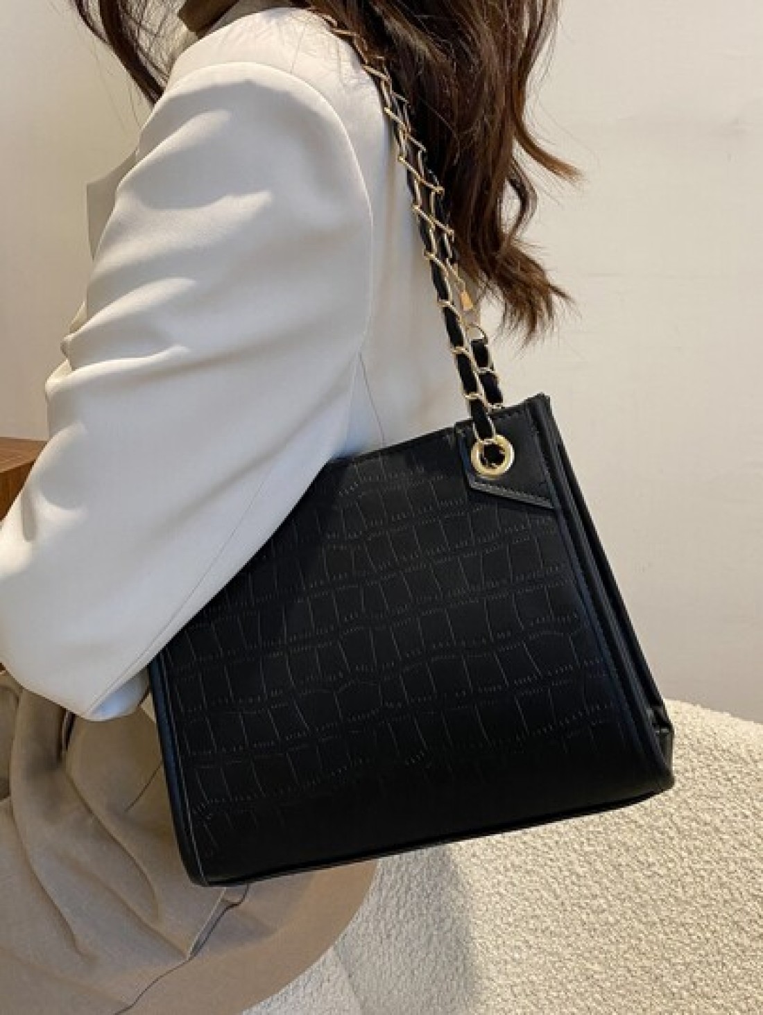 Lightweight Business Casual Crocodile Embossed Chain Square Bag For Teen Girls Women College Students Rookies White collar Workers Perfect for Office Work Business Commute Best Work Bag for Women For