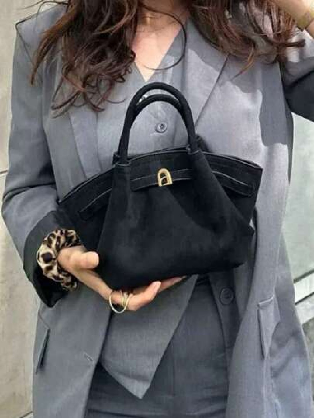 European And American Niche Design Suede Leather Bucket Bag With Buckle Women Street Handbag For Autumn Winter Shopping Commuting Party Gift