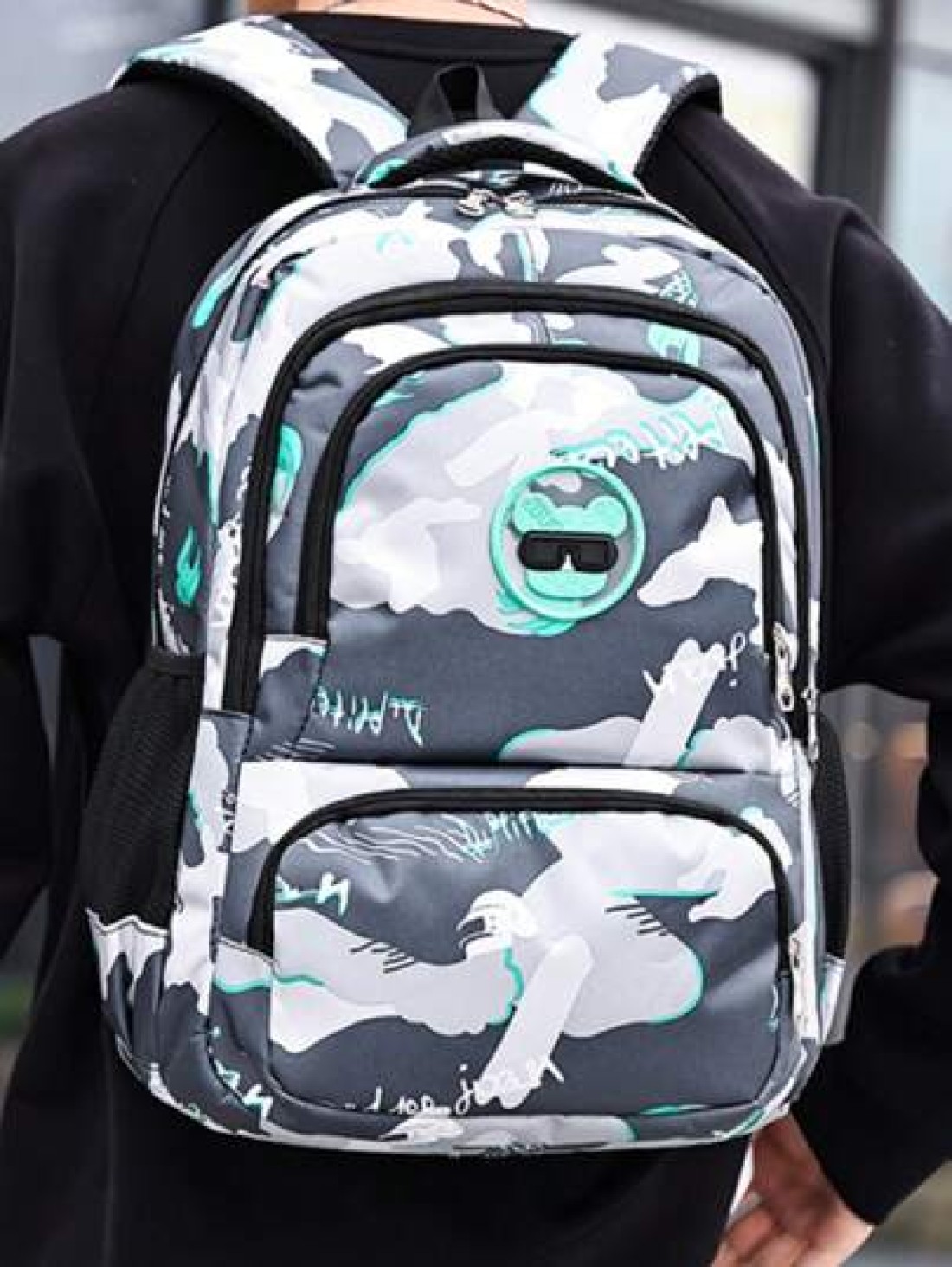 New Minimalist Versatile Casual Sports Lightweight Travel Commute Large Capacity Multi Pocket Laptop Backpack For Men