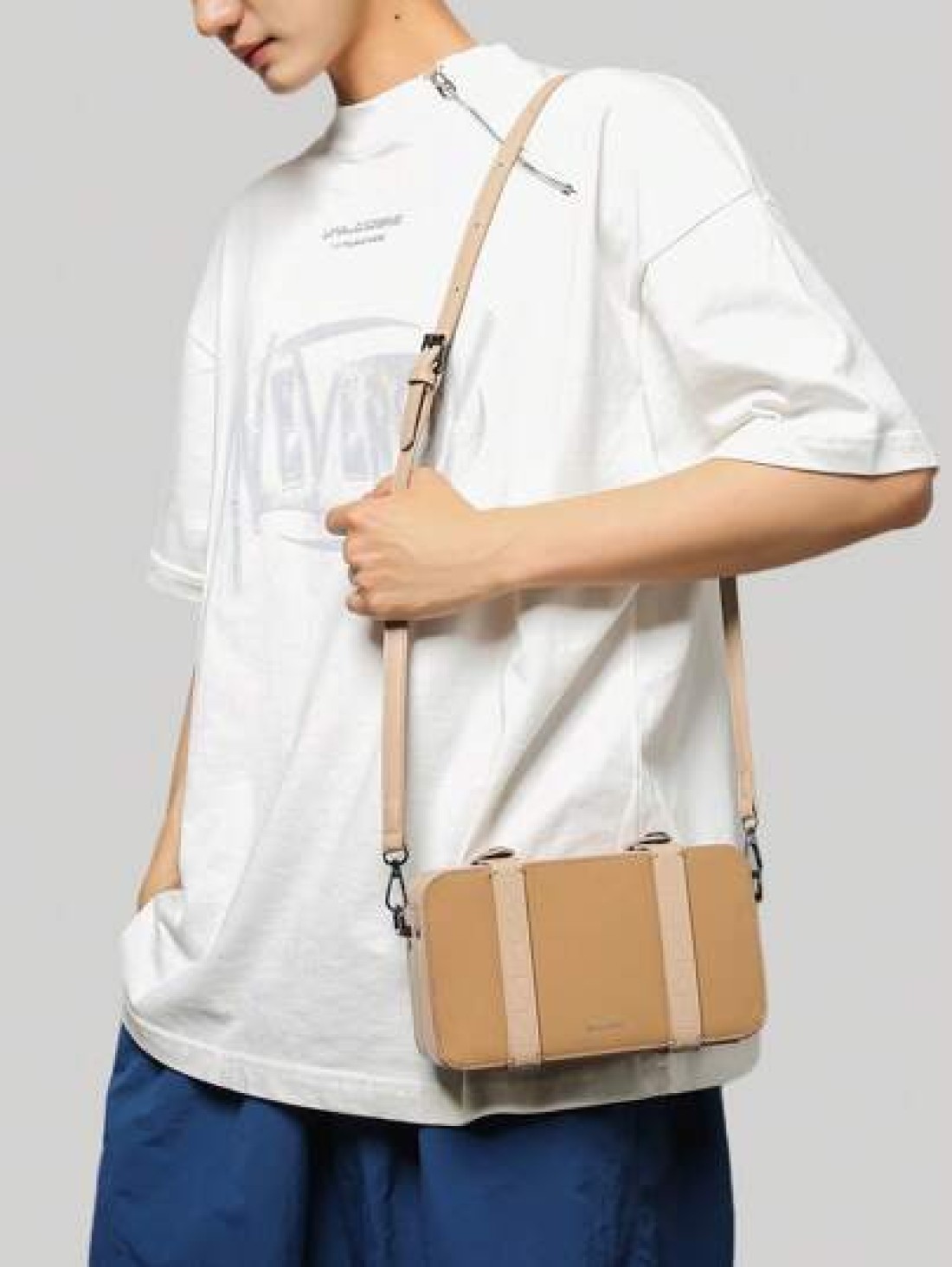 peach tree Men s PU Waterproof Messenger Bag Crossbody Bag Shoulder Bag Small Square Bag Business Casual Style With Detachable Pouch Ideal For Business Trips Storing Toiletries And Tools Large Capacit