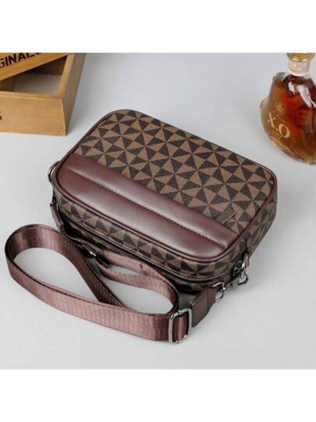 1pc Fashionable Versatile Casual Messenger Bag