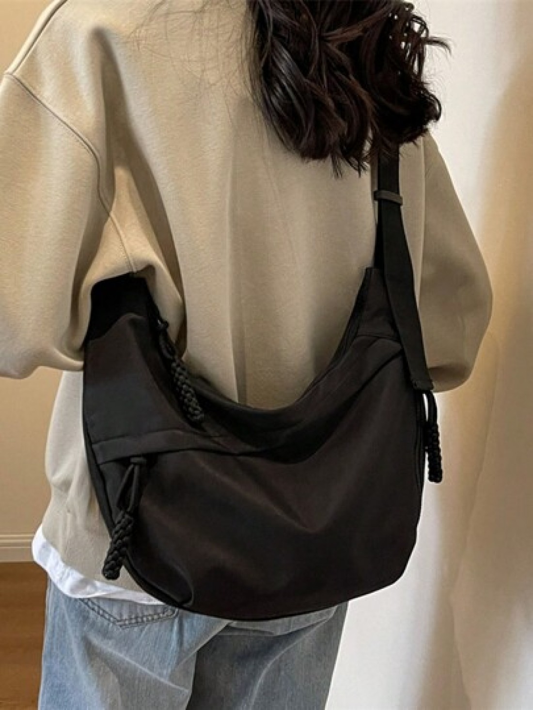 Fashionable Casual Nylon Crossbody Bag For Men Adjustable Strap Lightweight Versatile Suitable For Commuting Travel Outdoor Summer Personalized Gift For Teenage Young Men Husband Boyfriend Lightweight