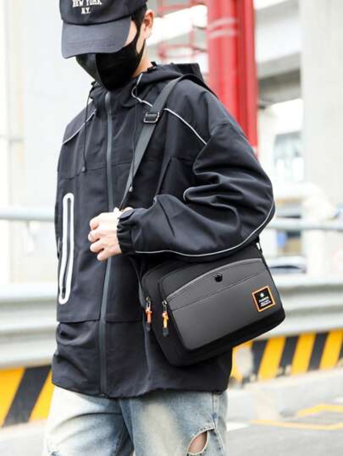 1PC Shoulder Bag Fashion Young Men s Crossbody Bag Men s Business Travel Shoulder Bag Casual Crossbody Bag Oxford Cloth Hand Held Men s Shoulder Bag Men s Backpack Niche Briefcase