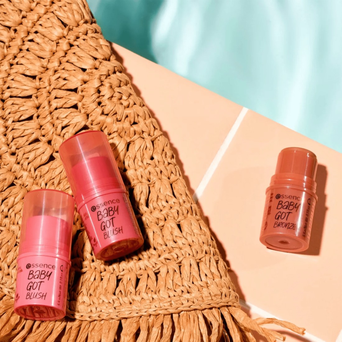 Essence Baby Got Bronze Bronzing Stick
