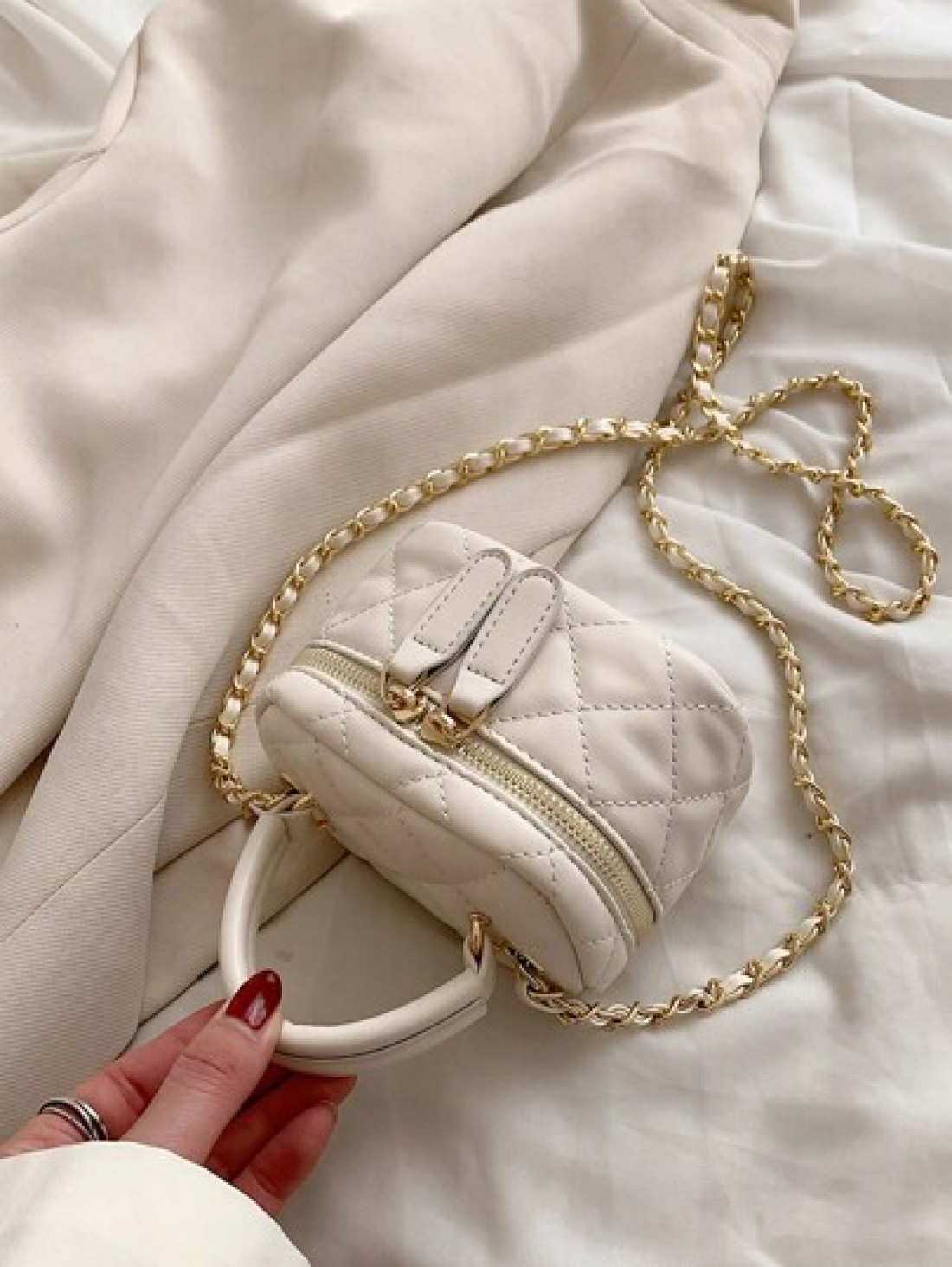 1pc Rhinestone Embroidery Mini Handbag Personalized Creative Chain Bag Lipstick Bag Crossbody Small Square Bag Comfortable Fabric Light And Large Capacity Adjustable Shoulder Strap The Internal Space