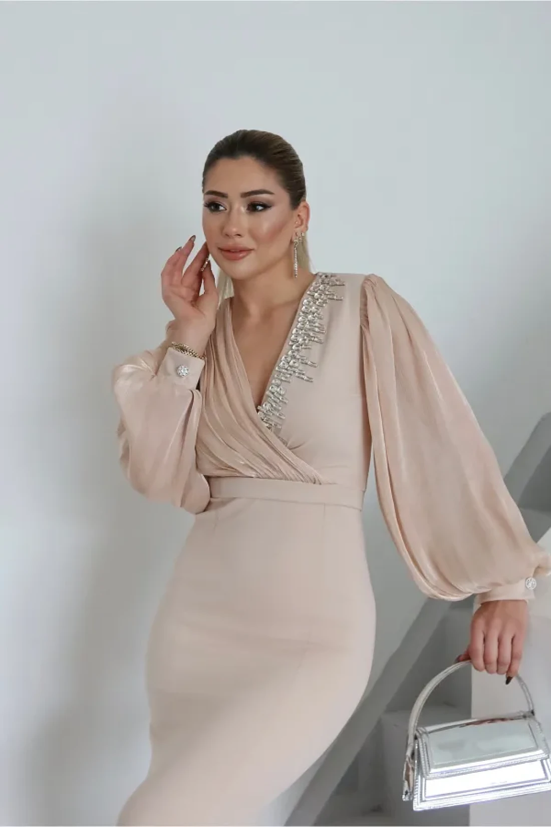1Moda1Tarz Women's Imported Scuba Crepe Fabric Sleeves and Chest Chiffon Stone Processing Lined Special Design Dress
