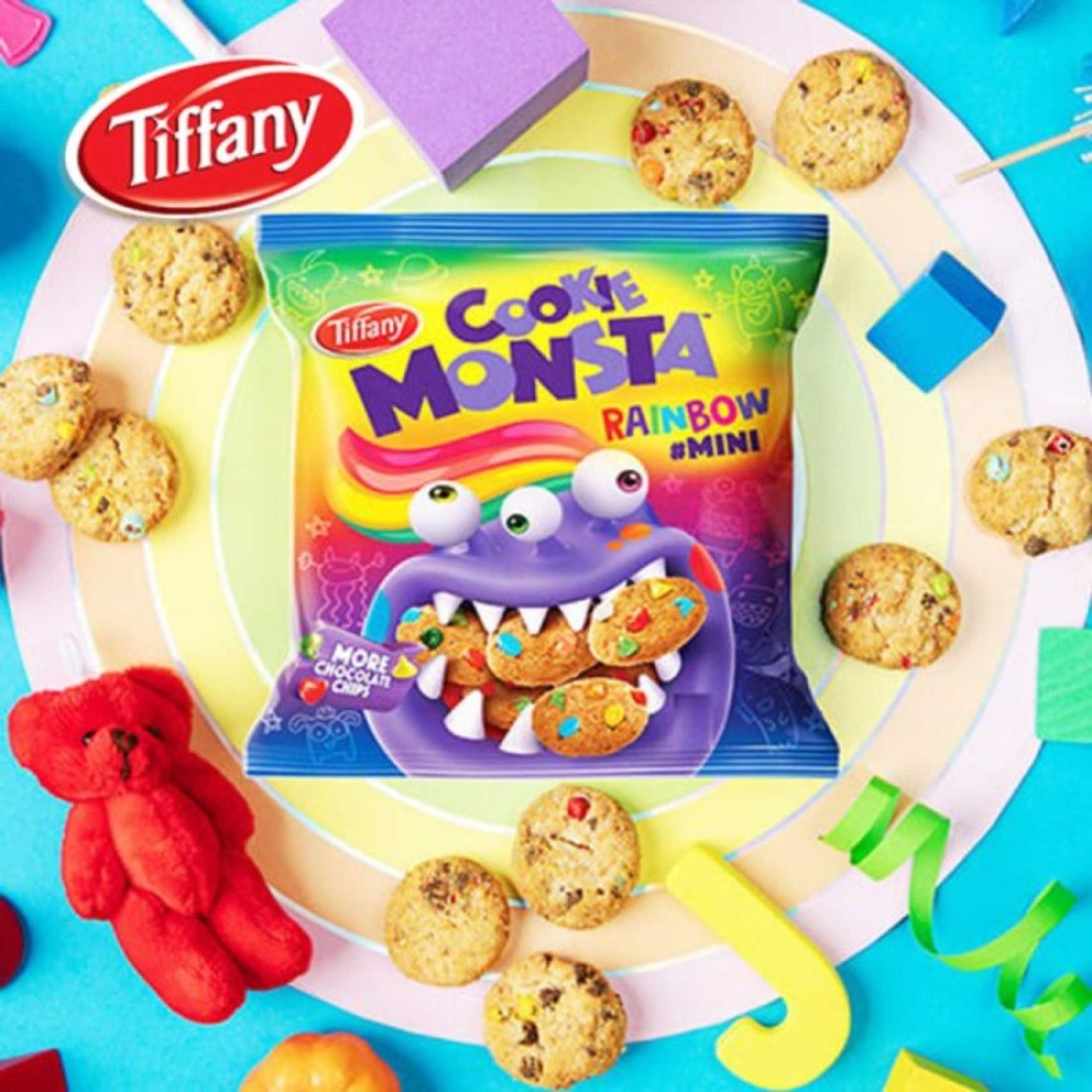 Tiffany Monsta Rainbow Crunchy Mini Chocolate Chip Cookies, 28g Pack of 8